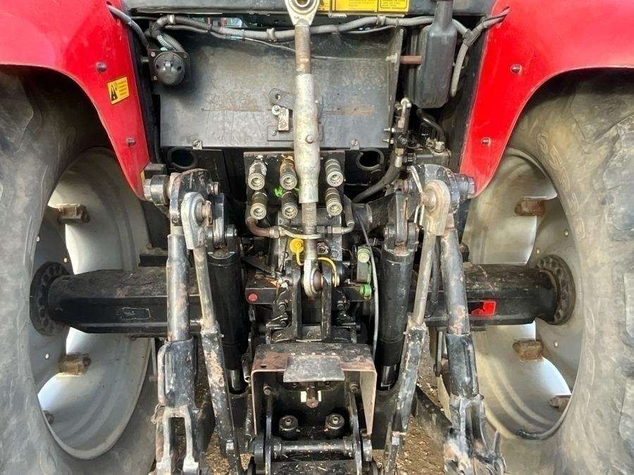 2006 Massey Ferguson 5465 Tractor with loader - Image 23