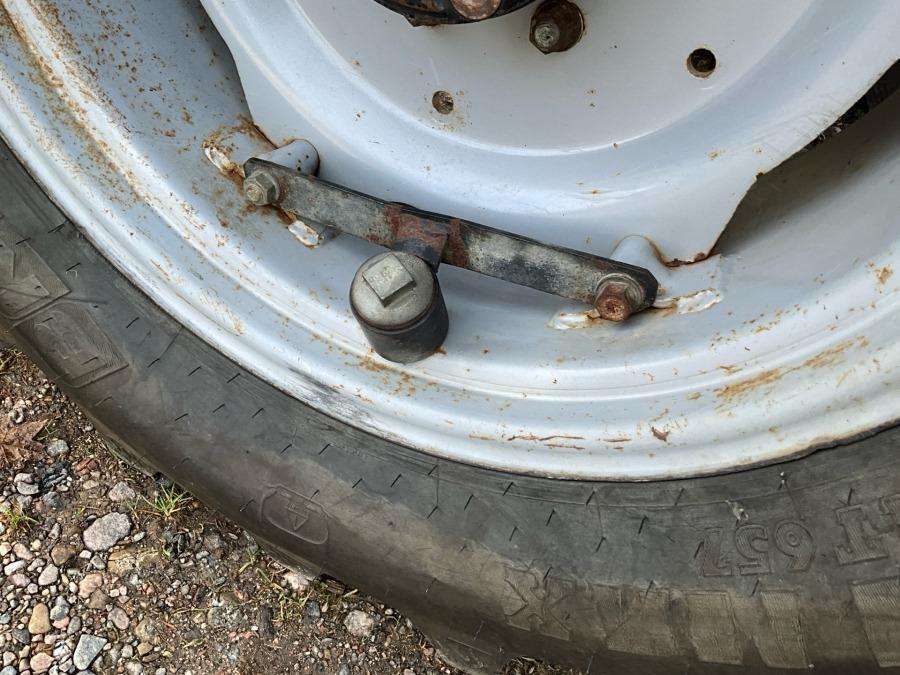 2006 Massey Ferguson 5465 Tractor with loader - Image 28