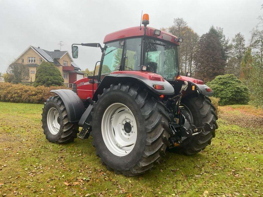 2002 Case IH Maxxum MX135 Tractor - Image 5