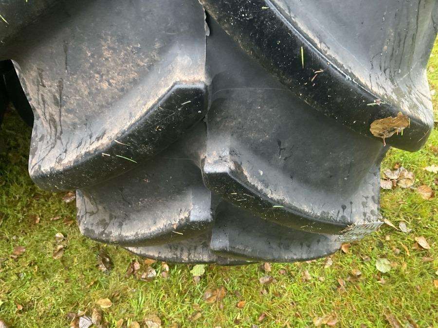 2002 Case IH Maxxum MX135 Tractor - Image 37