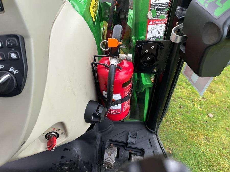 2016 John Deere 4066R tractor with loader and attachments - Image 51