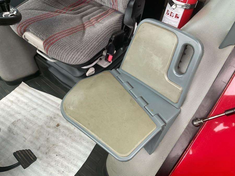 2002 Case IH Maxxum MX135 Tractor - Image 59