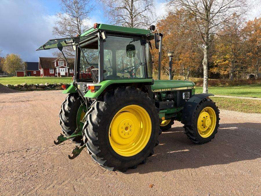 1987 John Deere 2450 Traktor - Image 7