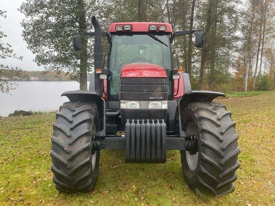 2002 Case IH Maxxum MX135 Tractor - Image 8