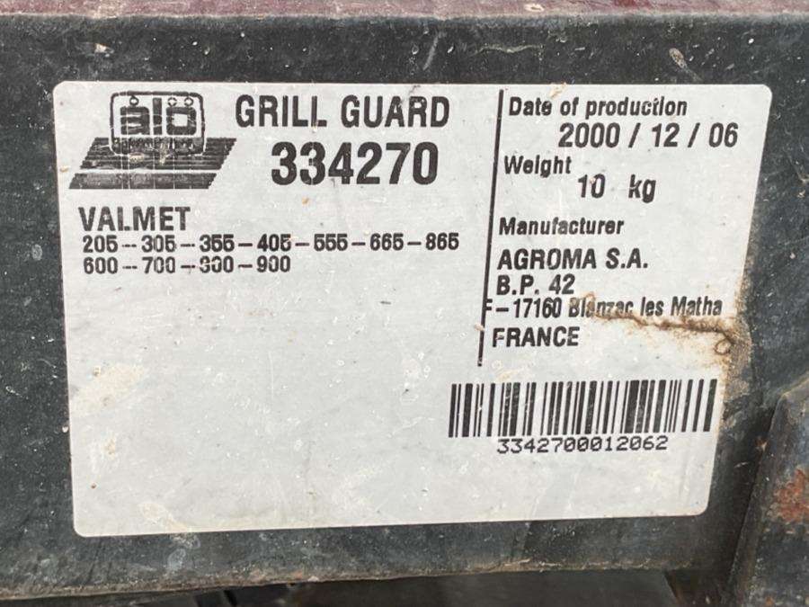 2001 Valtra 700-4 Tractor with loader - Image 71