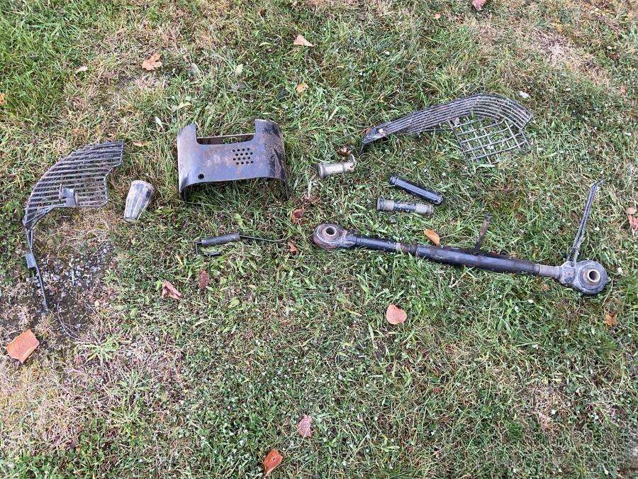 2001 Valtra 700-4 Tractor with loader - Image 72