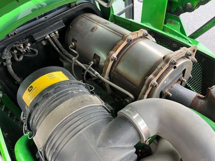 2016 John Deere 4066R tractor with loader and attachments - Image 73