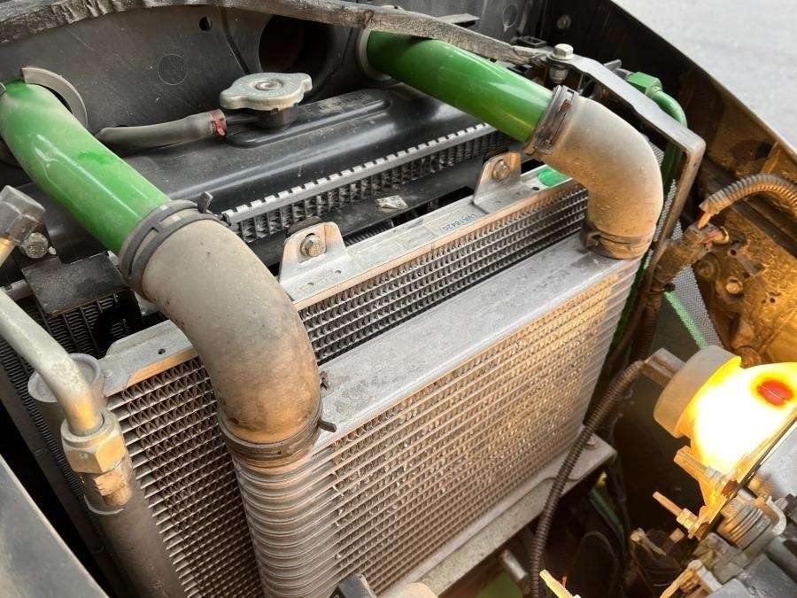 2016 John Deere 4066R tractor with loader and attachments - Image 74