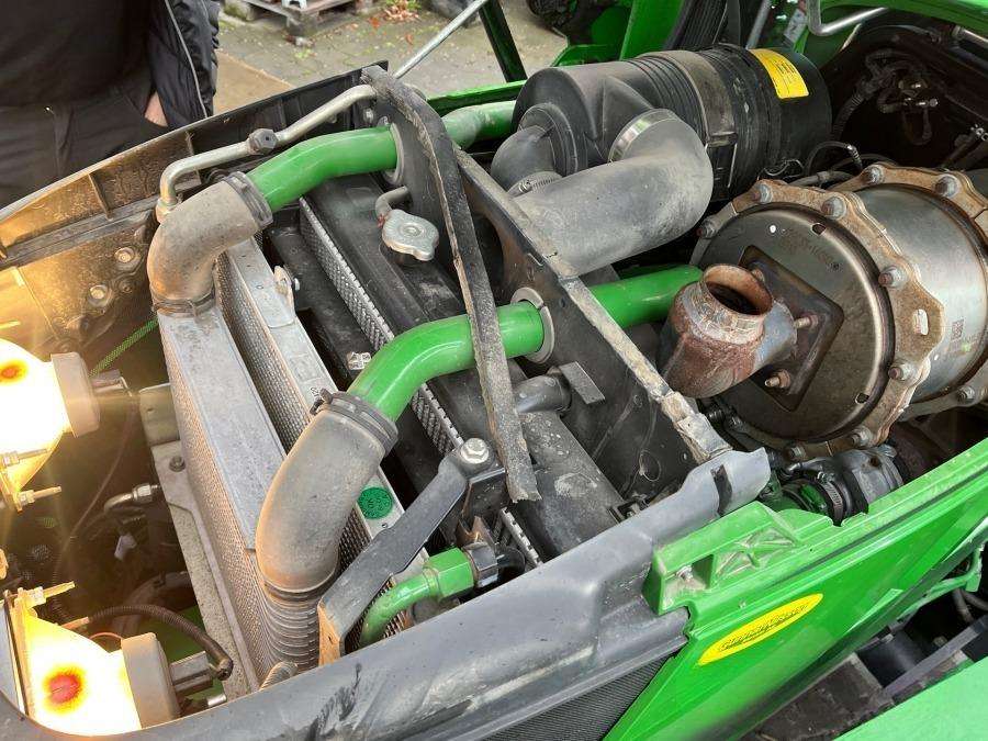 2016 John Deere 4066R tractor with loader and attachments - Image 75