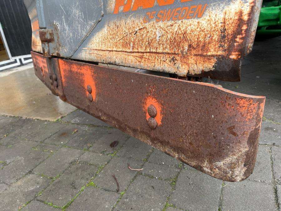 2016 John Deere 4066R tractor with loader and attachments - Image 76