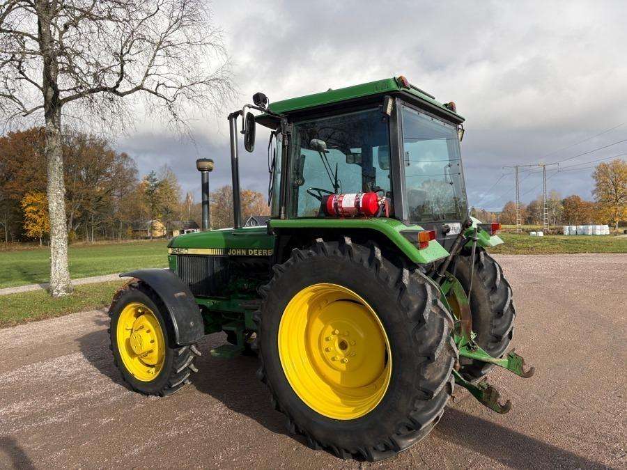 1987 John Deere 2450 Traktor - Image 9