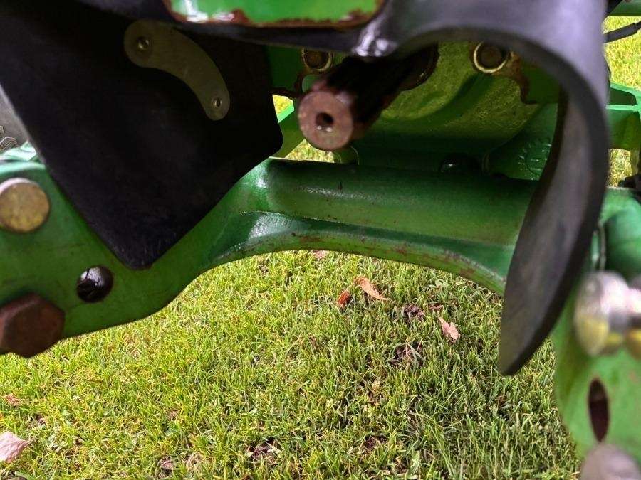 2016 John Deere 4066R tractor with loader and attachments - Image 80