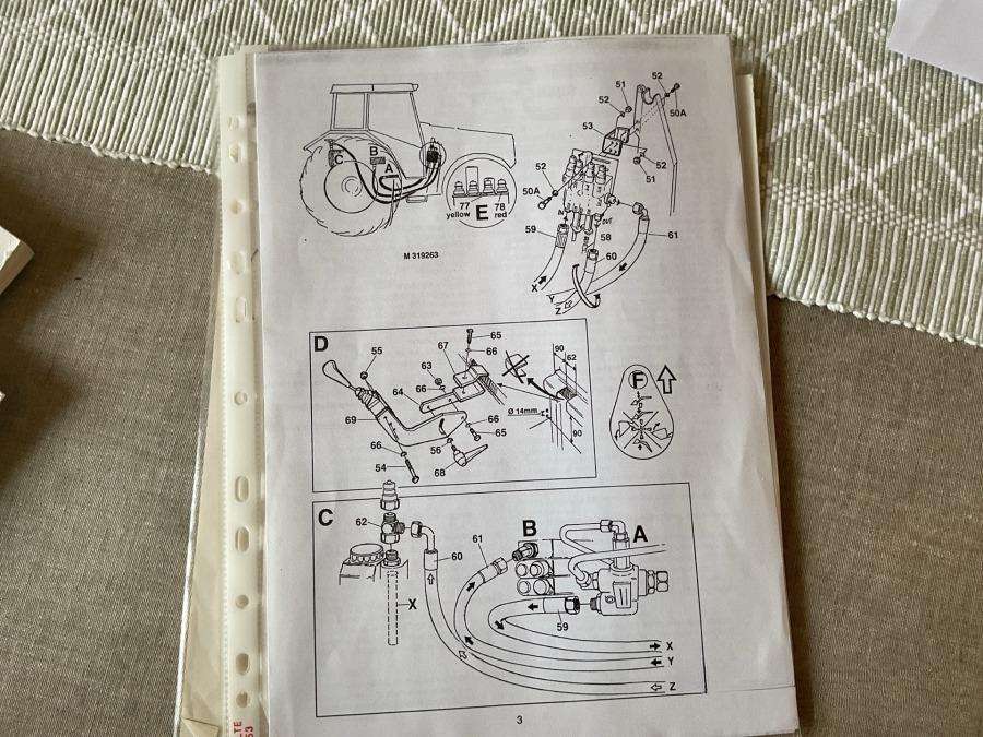 2001 Valtra 700-4 Tractor with loader - Image 83