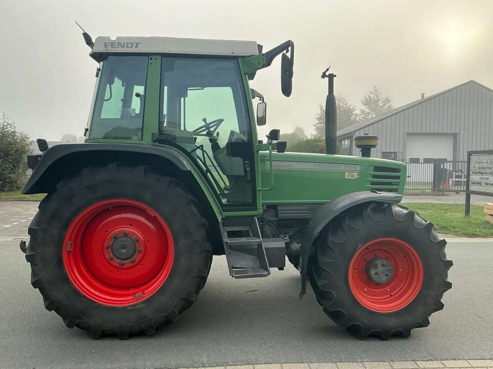 1998 Fendt 308 Turbomatik All-Wheel Drive Tractor - Image 6