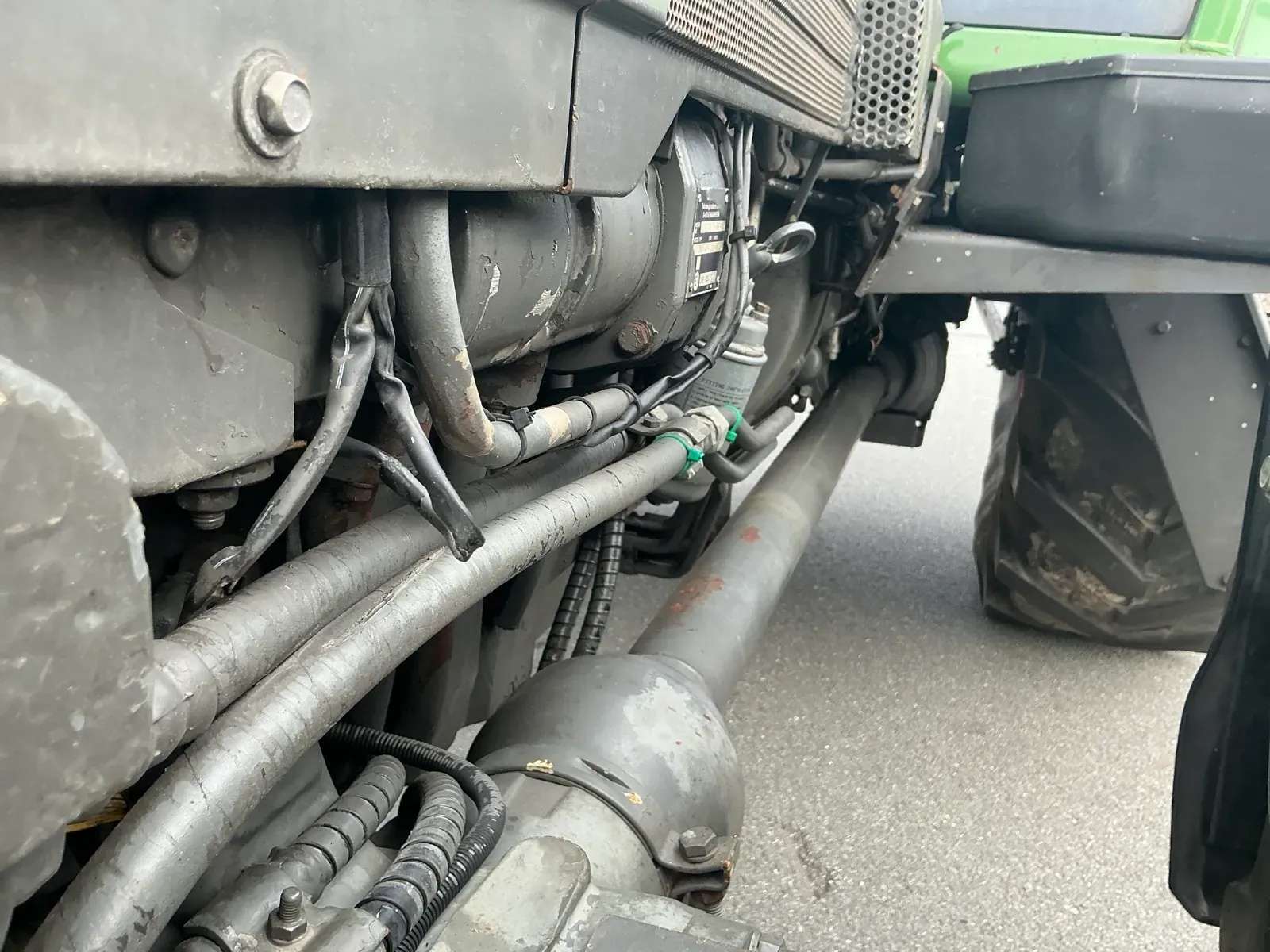 1998 Fendt 308 Turbomatik All-Wheel Drive Tractor - Image 13