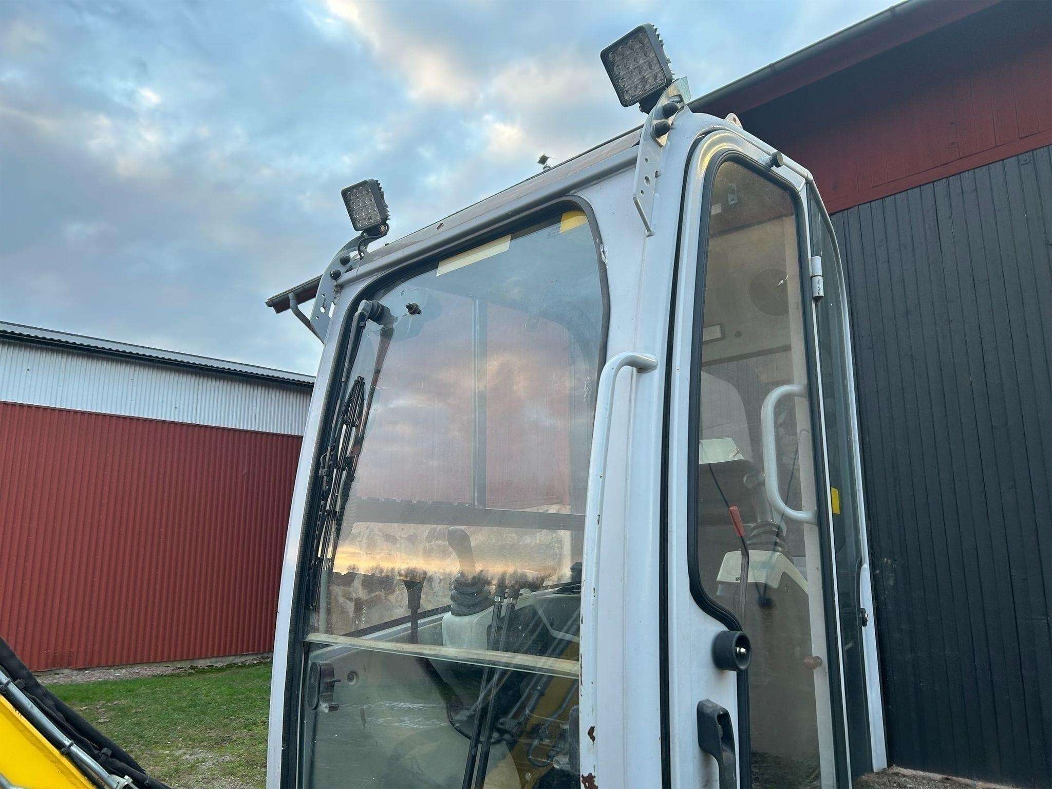 2013 Wacker Neuson EZ28 Excavator - Image 12