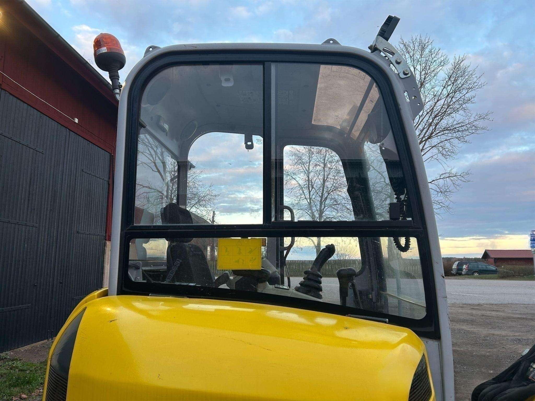 2013 Wacker Neuson EZ28 Excavator - Image 16