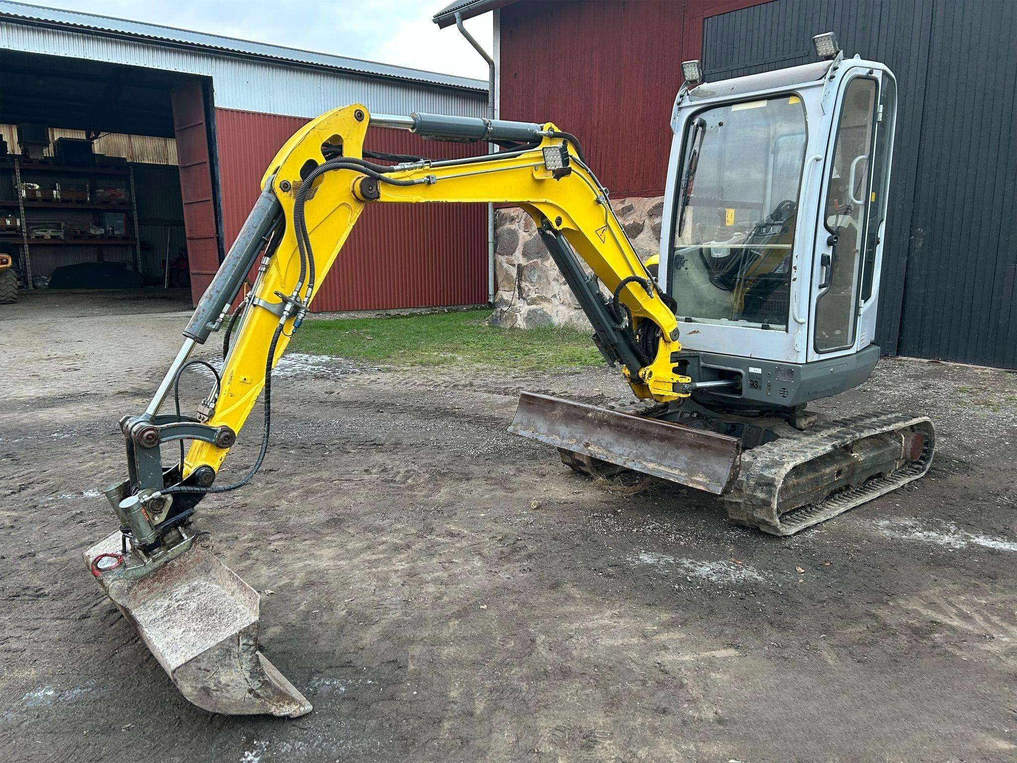 2013 Wacker Neuson EZ28 Excavator - Image 3