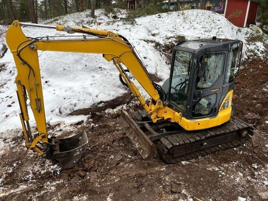 2017 Komatsu PC55MR-3 Excavator - Image 2