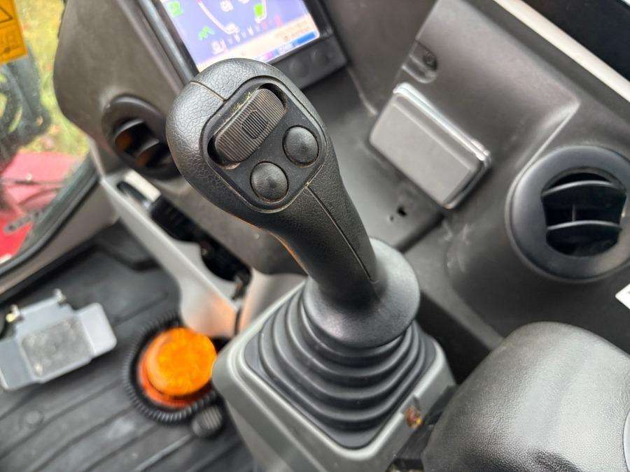 2021 Takeuchi TB 230 Excavator with rototilt & attachments - Image 2