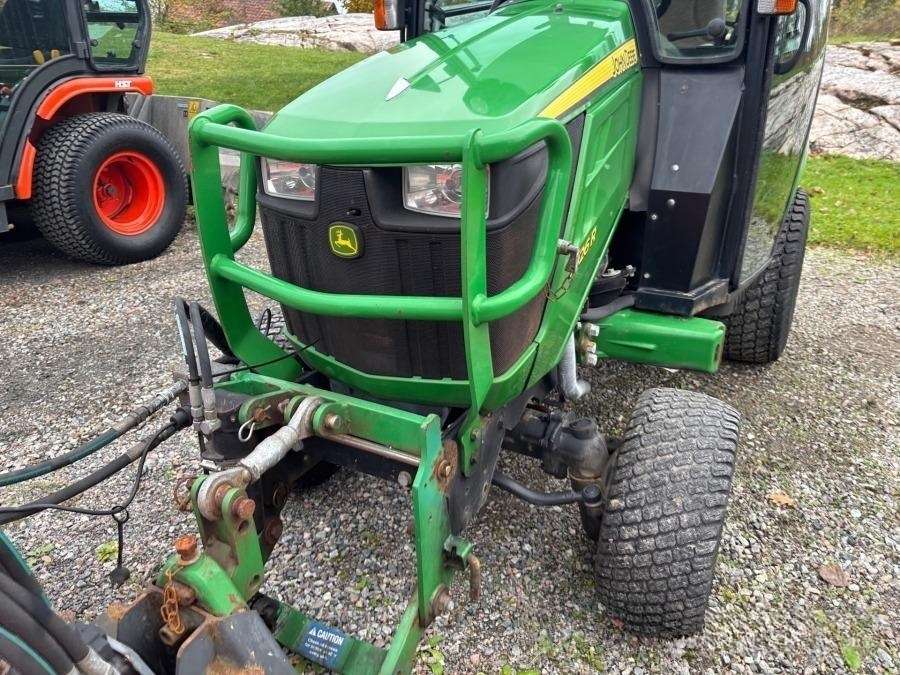 2013 John Deere 1026R tractor with loader - Image 13