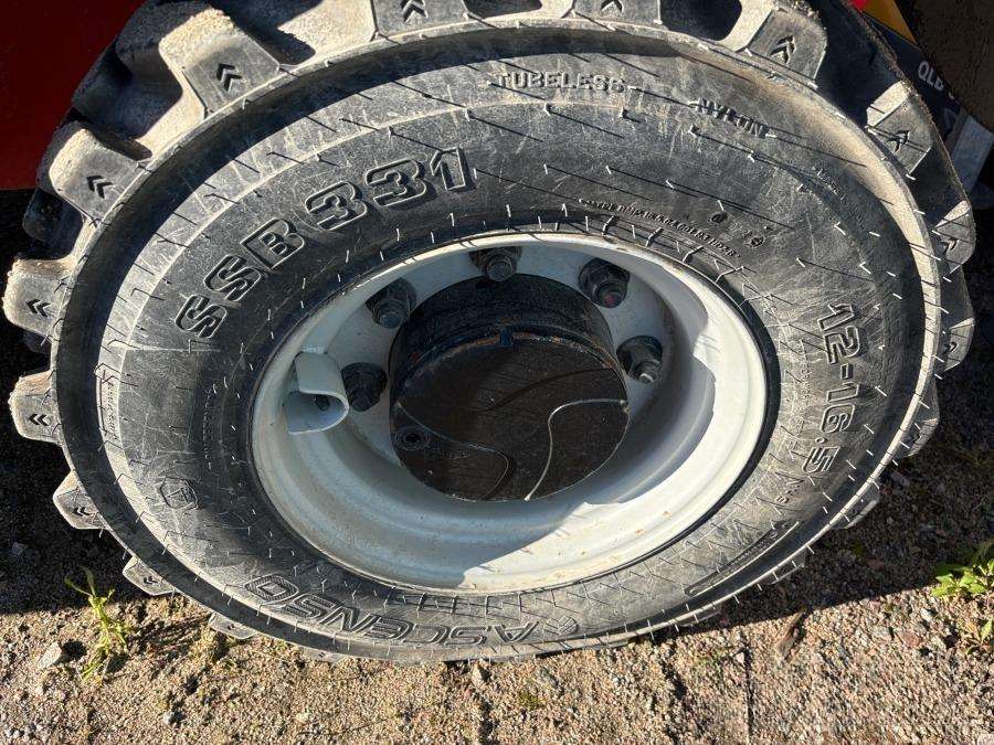 2019 Manitou MT 625 H Telescopic loader with bucket and forks - Image 14