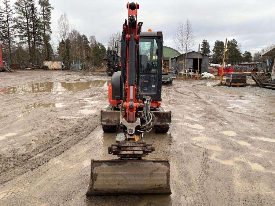 2019 Kubota U27-4 HI Excavator with trailer - Image 15