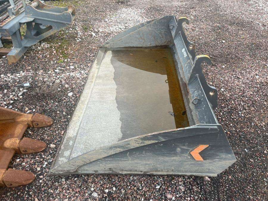 2023 Kramer 8085 Wheel loader Plow equipped - Image 16