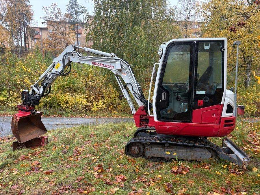 2021 Takeuchi TB 230 Excavator with rototilt & attachments
