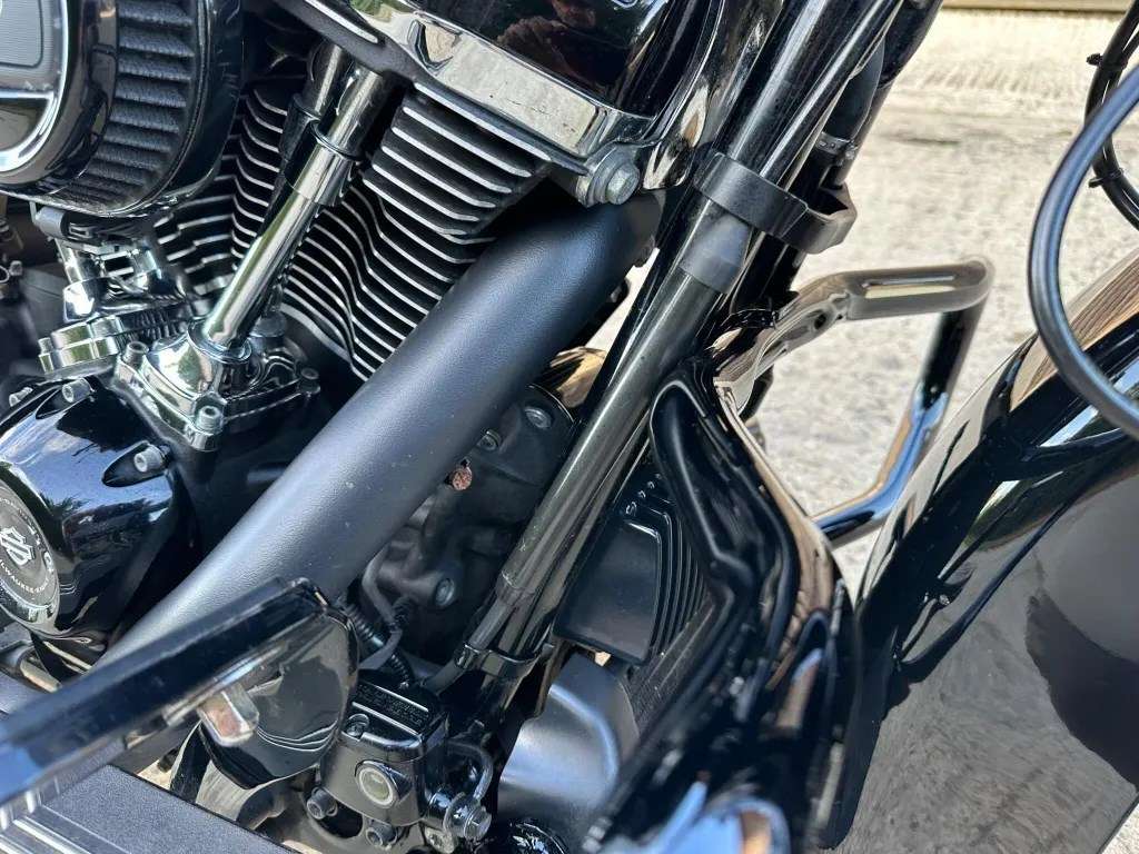 2022 HARLEY-DAVIDSON ROAD KING - Image 16