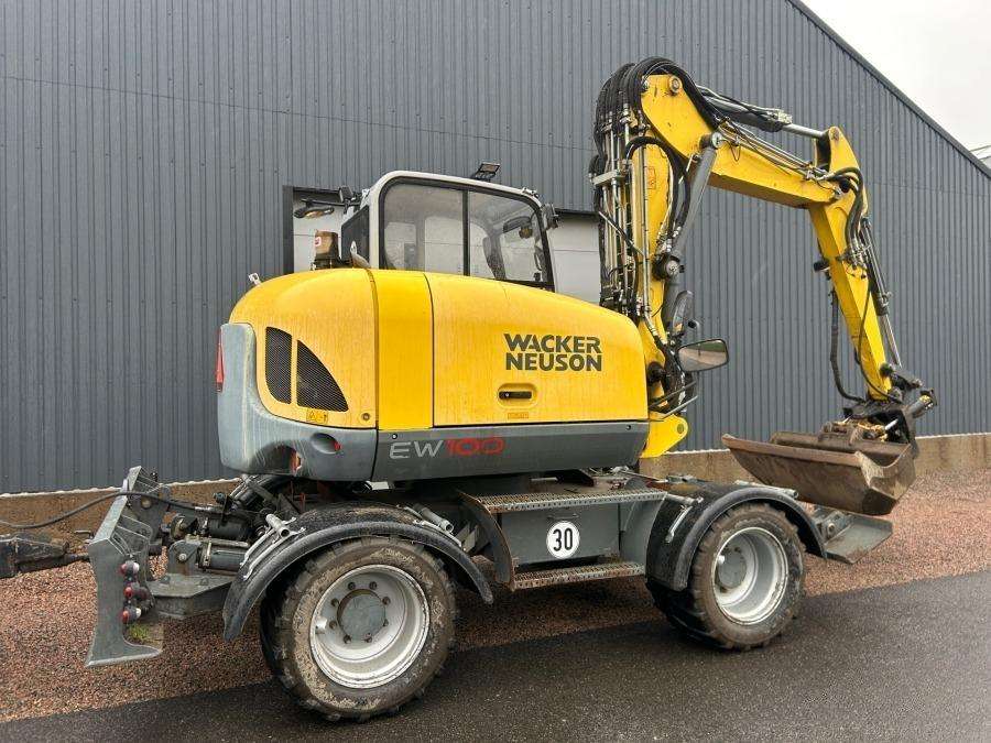 2017 Wacker Neuson EW100 Excavator with trolley - Image 18