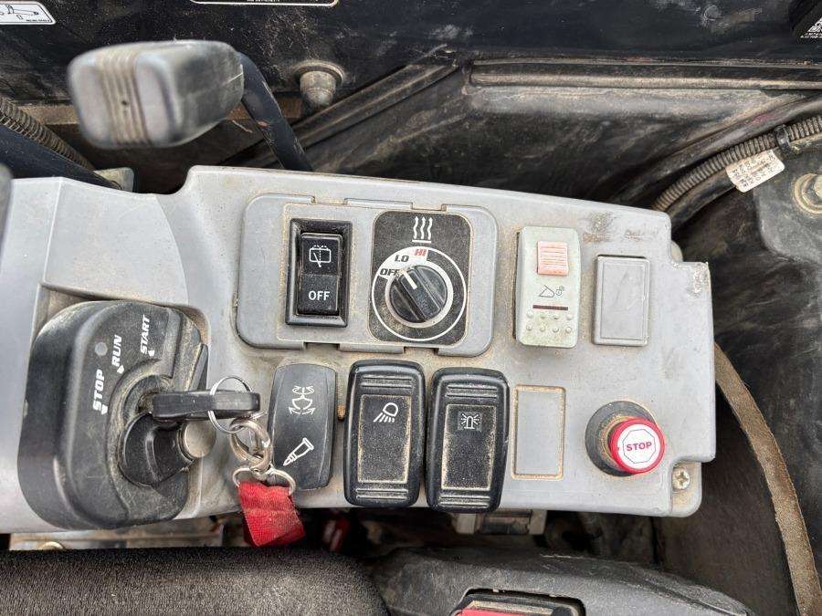 2019 Kubota U27-4 HI Excavator with trailer - Image 19