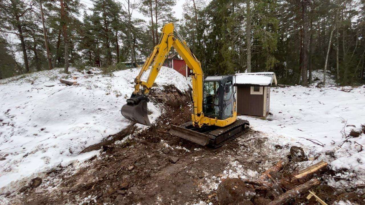 2017 Komatsu PC55MR-3 Excavator - Image 3