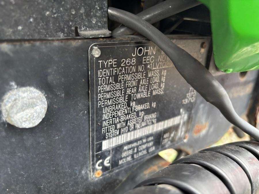 2013 John Deere 1026R tractor with loader - Image 24