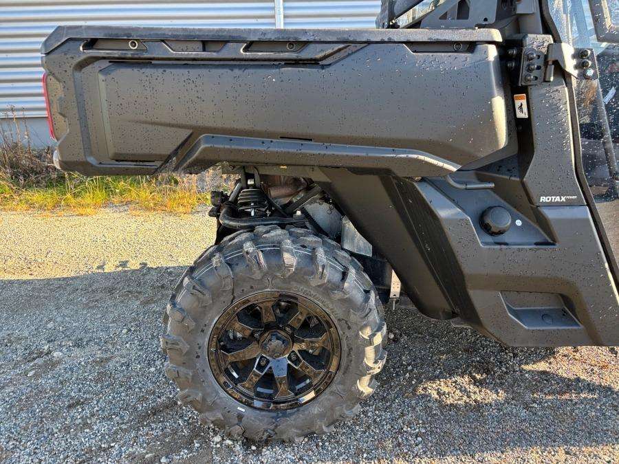 2021 Can-Am Traxter XU HD9 SSV - Image 24