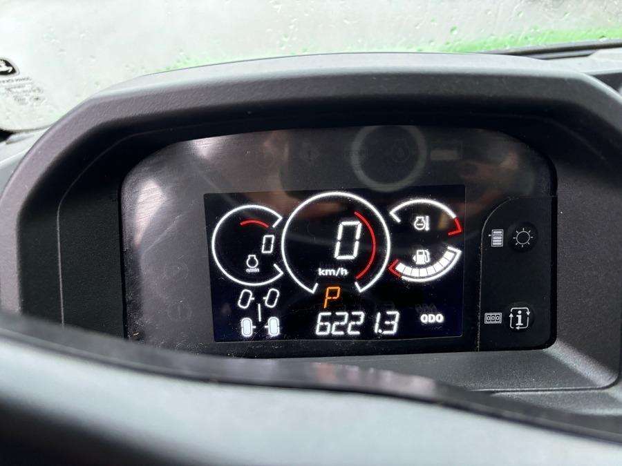 2021 John Deere Gator XUV865M UTV - Image 23