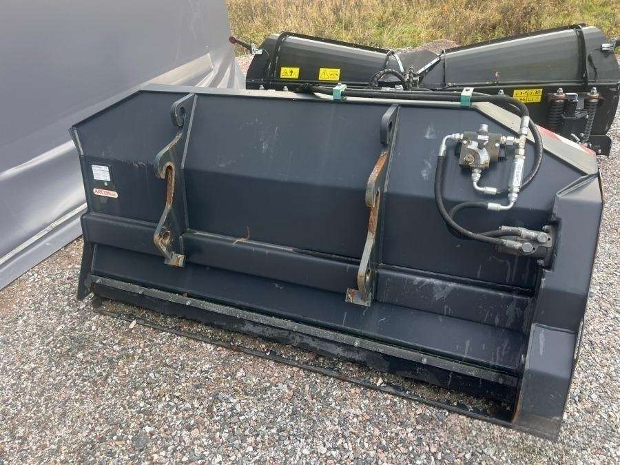 2023 Kramer 8085 Wheel loader Plow equipped - Image 27