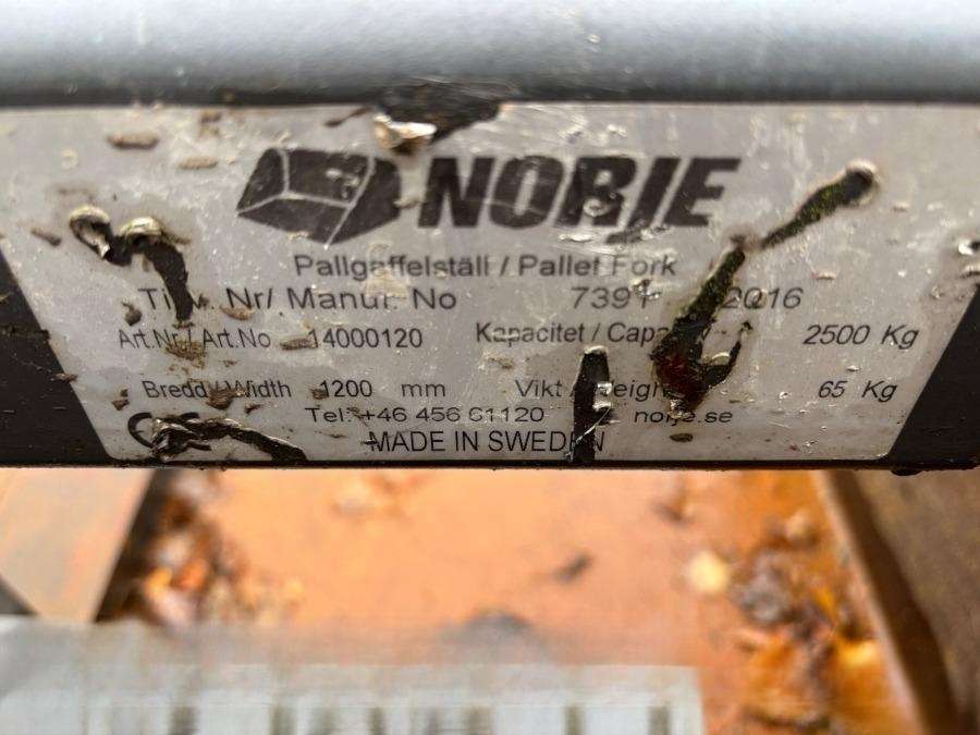 2016 Wacker Neuson WL25 Loader with bucket and forks - Image 28