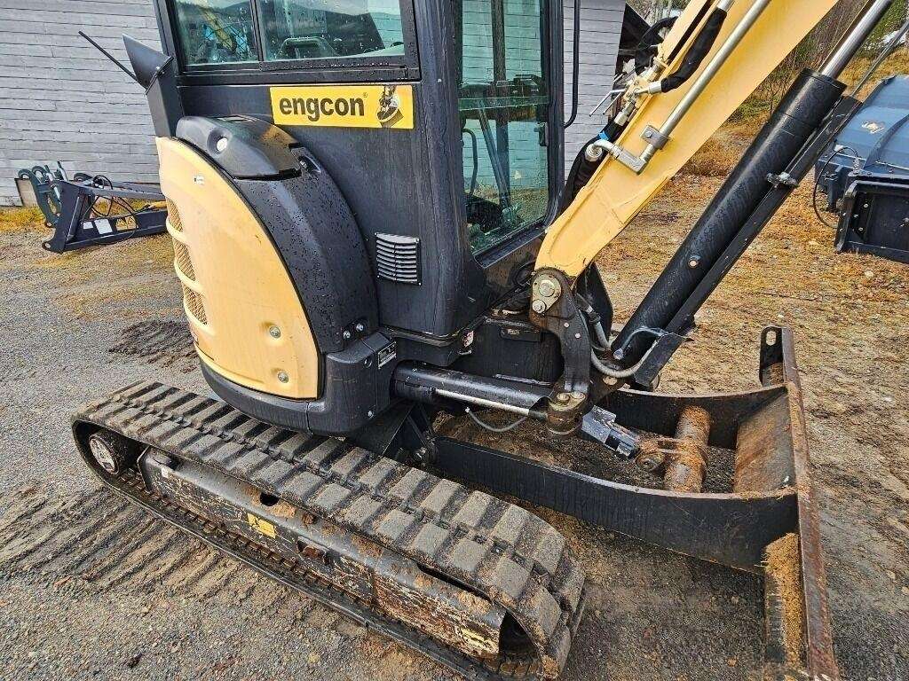 2015 Yanmar VIO38-U Excavator - Image 28