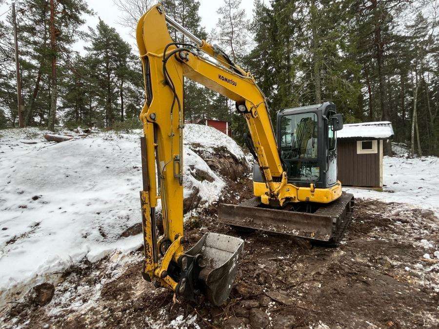 2017 Komatsu PC55MR-3 Excavator - Image 4