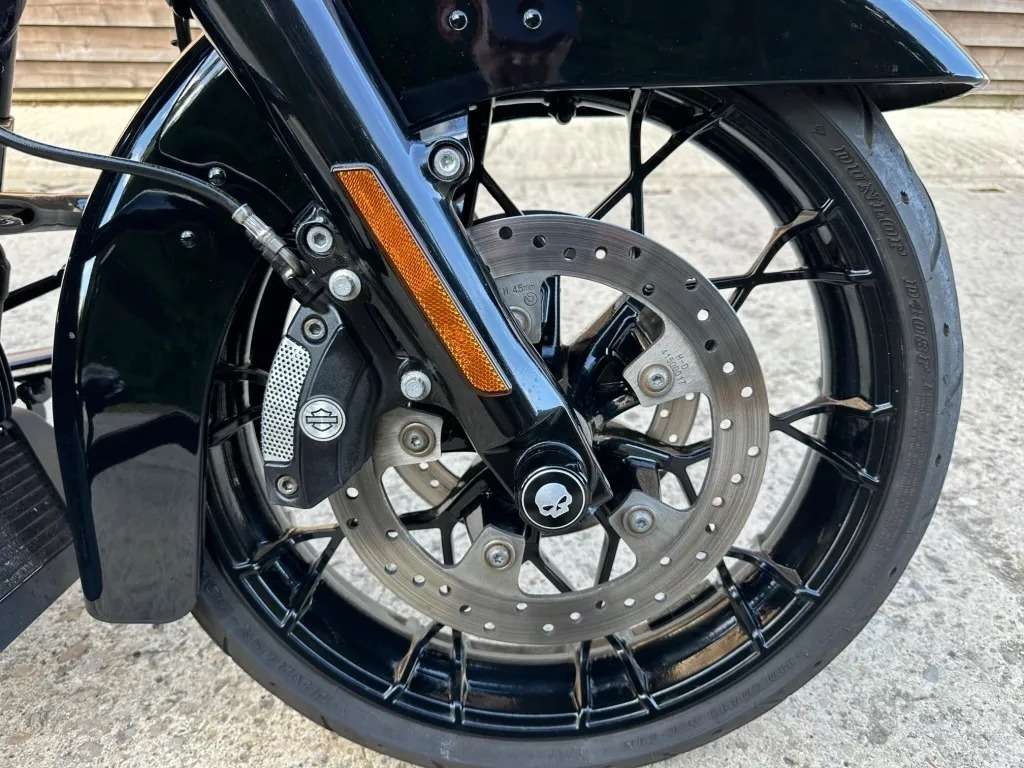 2022 HARLEY-DAVIDSON ROAD KING - Image 3