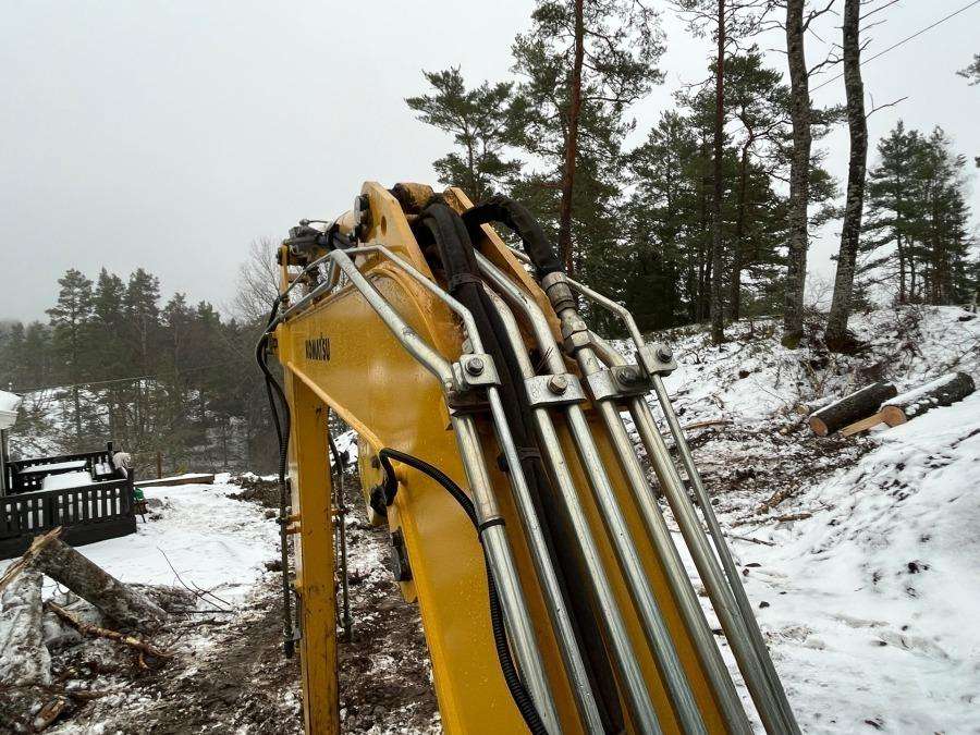 2017 Komatsu PC55MR-3 Excavator - Image 32