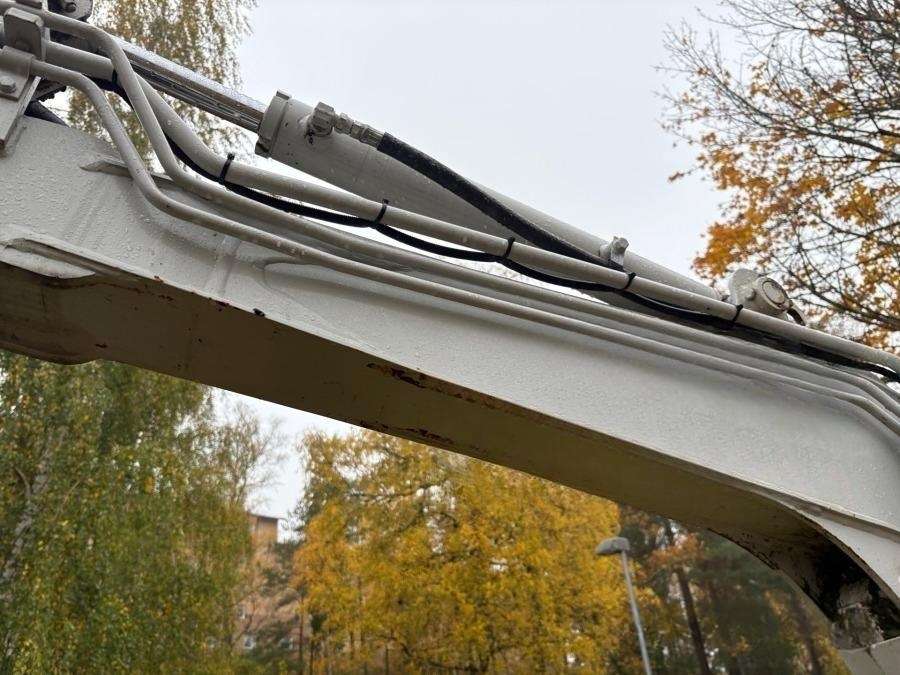 2021 Takeuchi TB 230 Excavator with rototilt & attachments - Image 34