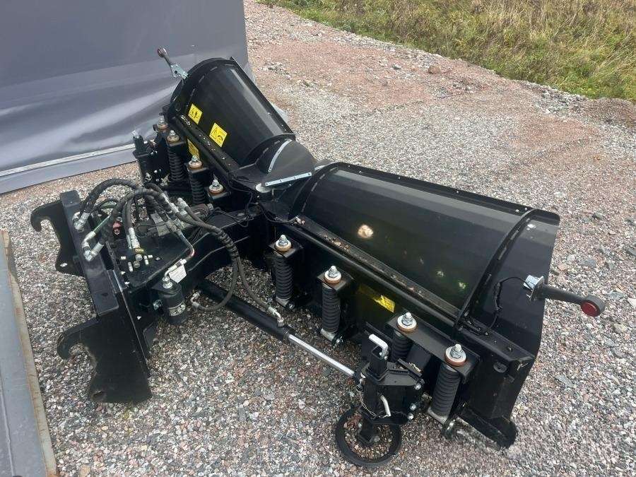 2023 Kramer 8085 Wheel loader Plow equipped - Image 34