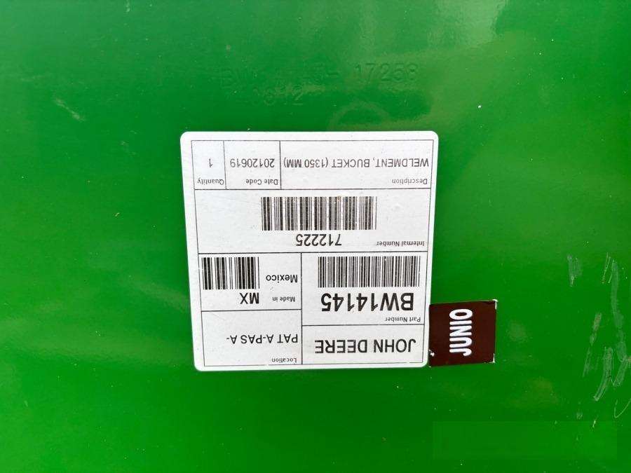 2013 John Deere 1026R tractor with loader - Image 36