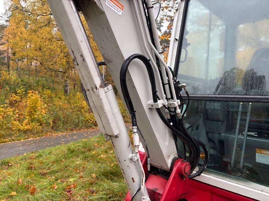 2021 Takeuchi TB 230 Excavator with rototilt & attachments - Image 36