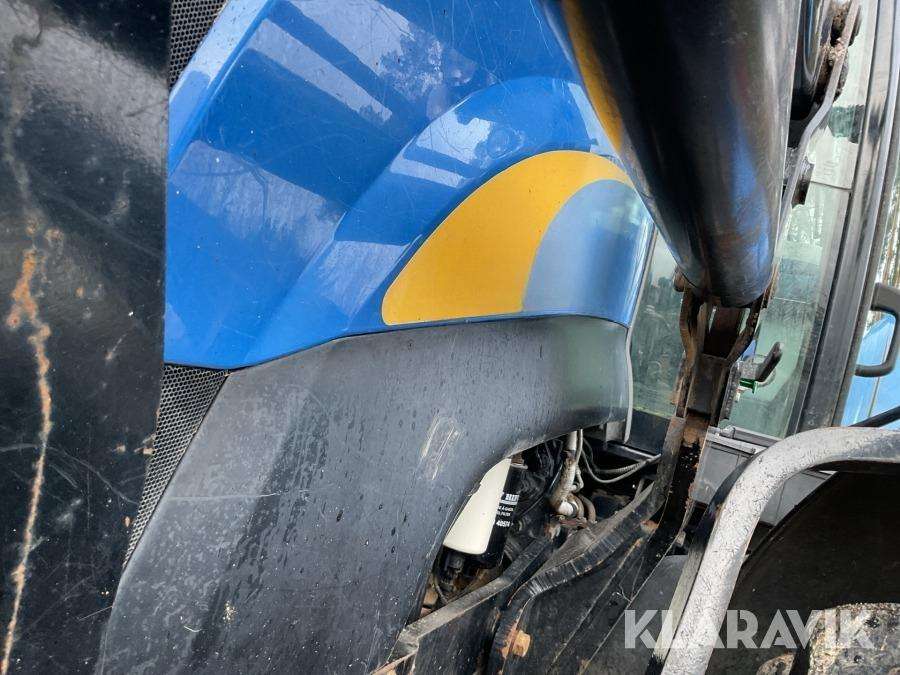 2012 New Holland T6070 Elite Tractor with loader - Image 38