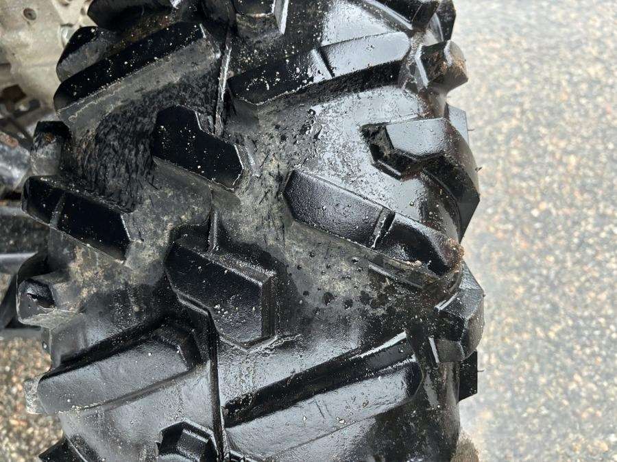 2021 John Deere Gator XUV865M UTV - Image 38