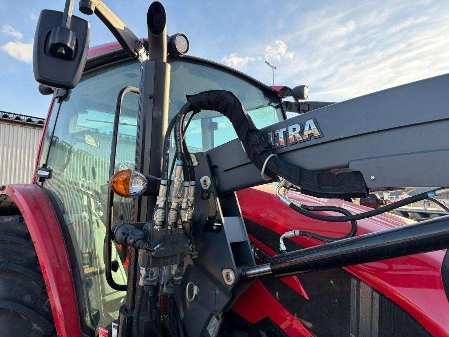 2021 Valtra A75 Tractor with loader - Image 41