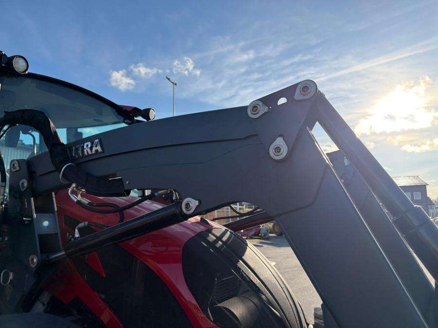 2021 Valtra A75 Tractor with loader - Image 42